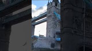 RIVER THAMES ENGLAND LONDON 4K [upl. by Nasar]