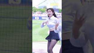 8 이주은 Lee JuEun and 이다혜 李多慧 LeeDaHye  shorts viralvideo cheerleader leejueun leedahye [upl. by Kokoruda]