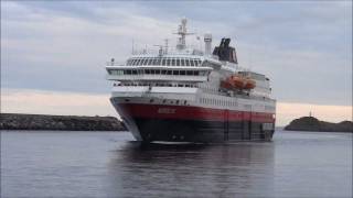 Hurtigruten  Nordlys  Svolvær [upl. by Dianthe476]