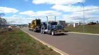 V8 Mack Super Liner  Heavy Haul D11R  Take Off [upl. by Enaira]