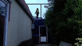 Bodegraven Gewapende overval vrouw 35 in woning aan de Kerkstraat [upl. by Ynohtnaluap477]