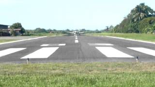 AIR PANAMA VUELO PST980 LANDING RWY 03 CHX [upl. by Aruol]