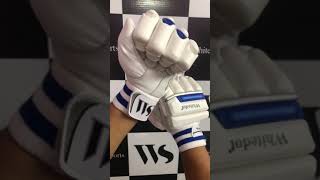 WHITEDOT ALPHA PLAYERS CRICKET BATTING GLOVES [upl. by Maura]