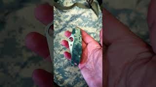 Para® 3 Camo Spyderco SpydercoKnives [upl. by Jorgan25]