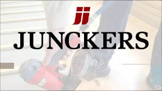 Junckers Installationvideo  Installation of wooden floors with nailgun [upl. by Coffeng]