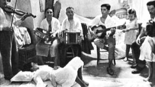 Italian Traditional Music Puglia Pizzica de Focu [upl. by Leirvag]