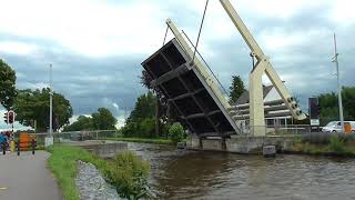 Brugopening Brug 8 Rijkevorsel Ophaalbrug Pont Basculant Drawbridge Klappbrücke [upl. by Nolitta759]