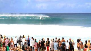 Billabong Pipe Masters 2011 Day 1 Wipe Outs [upl. by Martha]