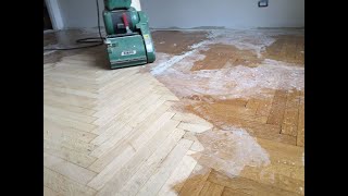 Levigatura parquet Milano e Provincia con levigatrice a nastro E finitura Vernice Acqua [upl. by Kiri806]