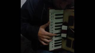 Tutorial Remolinos alcides diaz acordeon piano 2 octavas [upl. by Ocirederf]