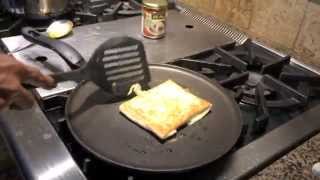 How to make murtabak using frozen roti prata or roti canai [upl. by Emmy561]