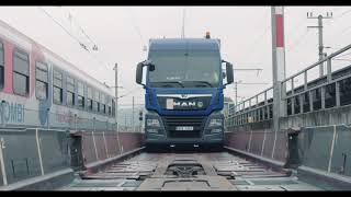 ÖBB Rail Cargo Group – Rollende Landstraße ROLA Sicherheitsvideo [upl. by Nolham]