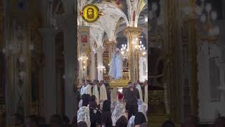 Su Santidad el Papa Pedro III en la tradicional Silla Gestatoria [upl. by Ricardama]