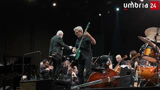 Umbria Jazz 2023 Kyle Eastwood reinterpreta la colonna sonora di «Magnum force» [upl. by Armanda964]