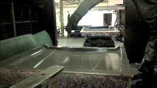 Fanuc P200E Robot Spraying Gel On Mold [upl. by Alehs137]