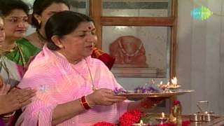 Ganpati Aarti  Sukhkarta Dukhharta  Lata Mangeshkar  Devotional Song  Marathi Song [upl. by Anelram747]