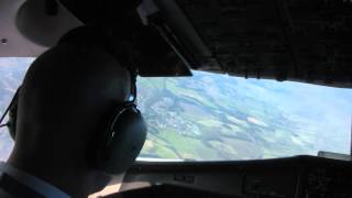 COCKPIT ATR 72 Landing at Glasgow stormly approach [upl. by Titania]