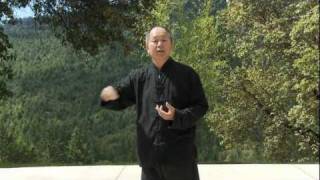 Yang Tai Chi for Beginners 11minute Clip YMAA  Dr Yang JwingMing [upl. by Emili]