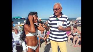 Beatrice alla sfilata di Miss Over alla Spiaggia delle Donne [upl. by Crooks]