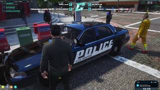 Pigeon CLAMPS The SAME Cop Car After Finding It ILLEGALLY Parked AGAIN  NoPixel GTA 40 [upl. by Biebel]