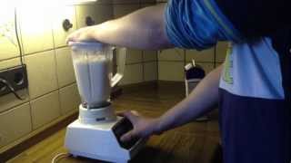 Bananenshake selber machen  Milchshake Rezept [upl. by Etnoek]