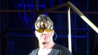 Robbie Williams  Angels Acapella Ending Stuttgart Germany 11082013 HD 1080 [upl. by Etennaej]