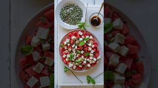 Sommersalat  köstlicher Melonen Salat mit Balsamico Sirup Feta Käse und Kürbiskernen rezept [upl. by Oidale]