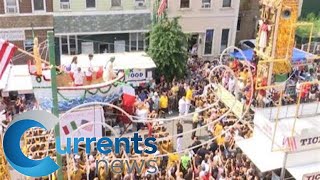 Dancing in the Streets of Williamsburg as the Giglio Lift Makes its Triumphant Return [upl. by Arac]