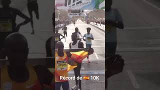 Récord de España de 10K Abdessamad Oukhelfen  2744 [upl. by Sapers]