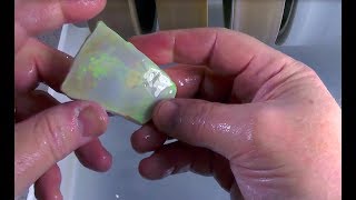 Cutting 106 ct Mintabie Opal Gemstone Part 1 of 3 [upl. by Silin]