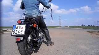 Yamaha Virago 125 straight exhaust sound [upl. by Edelman124]