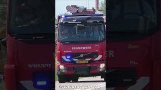 Brandweer Monnickendam naar een flink gaslek in Volendam feuerwehr firebrigade 112 911 [upl. by Nnahtebazile]