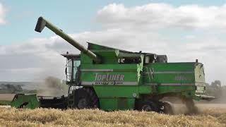 Harvest 2018 Deutz Fahr Topliner 4080 HTS [upl. by Akilegna]