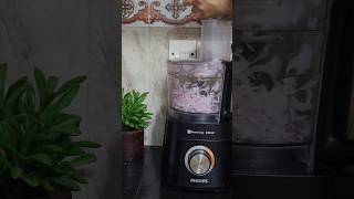 Unbelievable Speed Onion Sliced in Seconds by PHILIPS FOODPROCESSOR HR 7520 [upl. by Nahtanaj59]