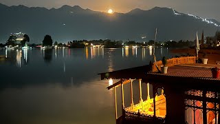 Houseboats in Kashmir Zaffer Group of Houseboats [upl. by Sylvester]