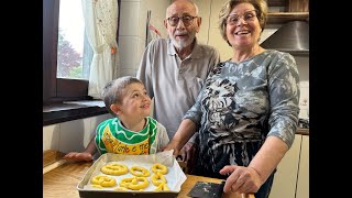 TORTA DI MELE BISCOTTI CROCCANTI INSIEME A LUDOVICO  RICETTA DELLA NONNA MARIA [upl. by Ahto]