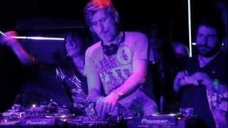 KAVINSKY Testarossa Autodrive  Signatune  Live  Social Club [upl. by Nirehs67]