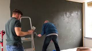 Betonlook aanbrengen op de wand instructie video Concrete look [upl. by Enale233]