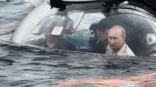 Russian President Vladimir Putin pays visit to Crimea in a submarine [upl. by Callista670]