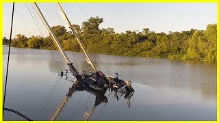 Navegando con un velero que se hundió [upl. by Htrow]