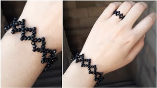 Black Beauty 🖤 How To Make Simple Beaded Bracelet Perlen armband [upl. by Krischer183]