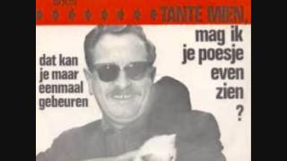 Sjakie Schram  Tante Mien mag ik je poesje even zien 1962 [upl. by Gardener92]