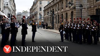 Watch again British soldiers join Paris changing of the guard to mark Entente Cordiale anniversary [upl. by Ysied216]