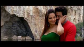 Bipasha gets romantic with boyfriend  Aa Dekhen Zara [upl. by Allevon]