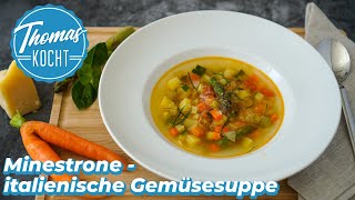 Minestrone  italienische Gemüsesuppe  mit grünem Spargel [upl. by Aniahs]