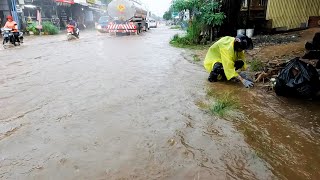 Draining a Massive Flooded Street During Flash Flood In Road [upl. by Naux]