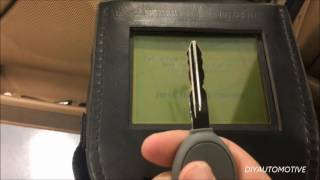 How to Program a Transponder Key for Chrysler Jeep Dodge Ram with DRB3 [upl. by Lalat]