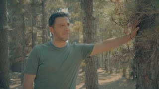 Η αγάπη μόνο 5 γράμματα  Γιάννης Κακλής Official Video Clip [upl. by Airbmak]