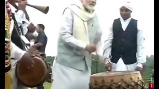 Modi ji performing on song goli maar bheje mein from film satya [upl. by Mirak607]