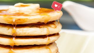 RECETTE PANCAKES A LA BANANE SIMPLE ET RAPIDE [upl. by Reinke]